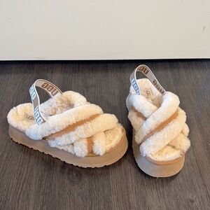 UGG Fluffy Slippers - Cream and Tan - Like new - Women/Kids
